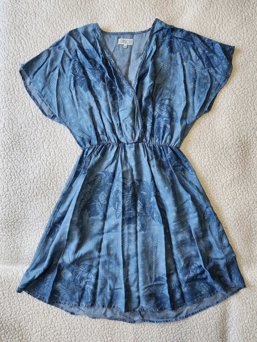 Tanoa XS Blue Floral Chambray V-Neck Dress